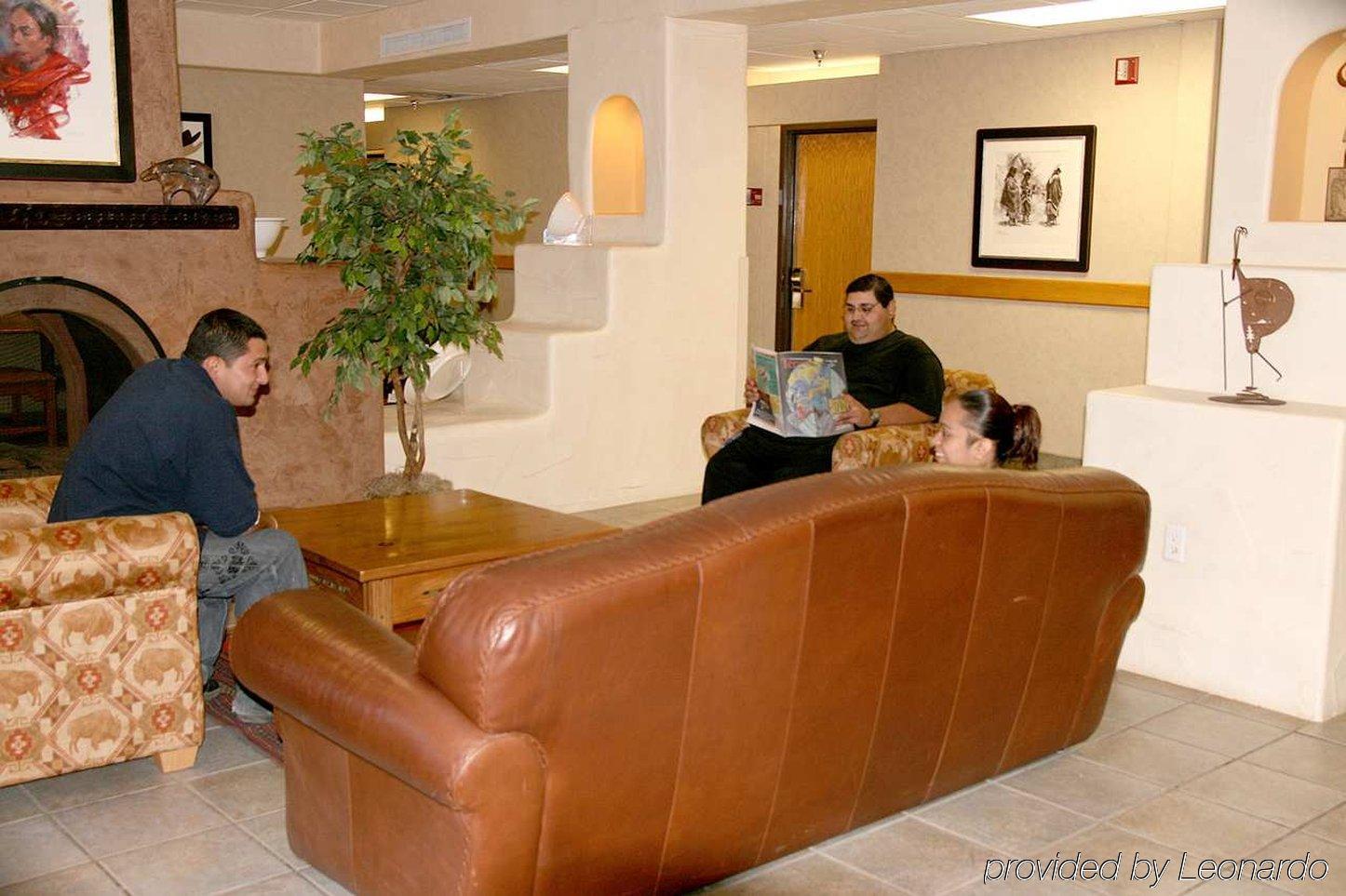 Hampton Inn Taos Dalaman gambar